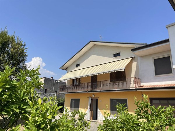 casa indipendente in vendita a Montecchio Precalcino in zona Levà