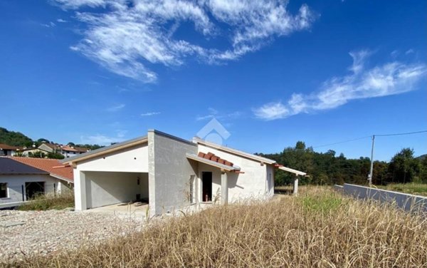 casa indipendente in vendita a Monte di Malo