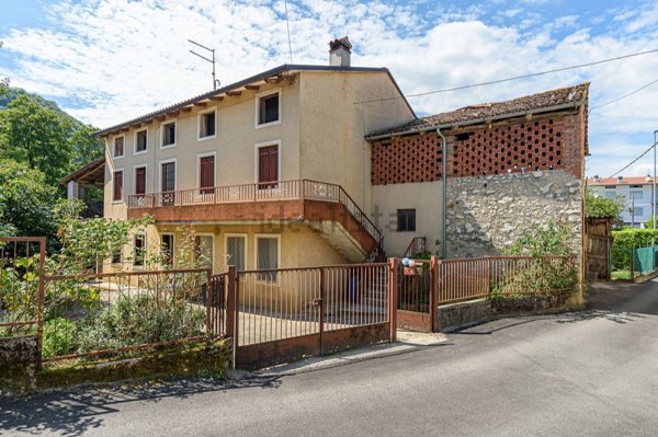 casa indipendente in vendita a Monte di Malo