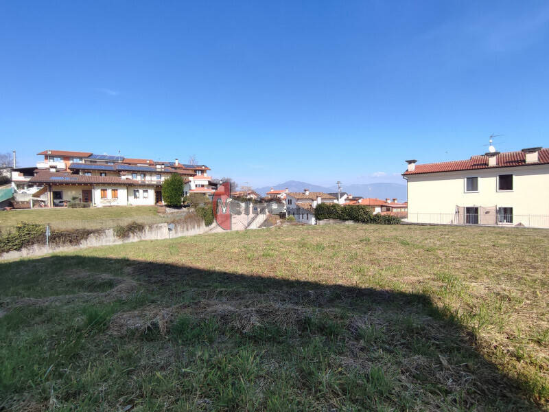 terreno edificabile in vendita a Monte di Malo