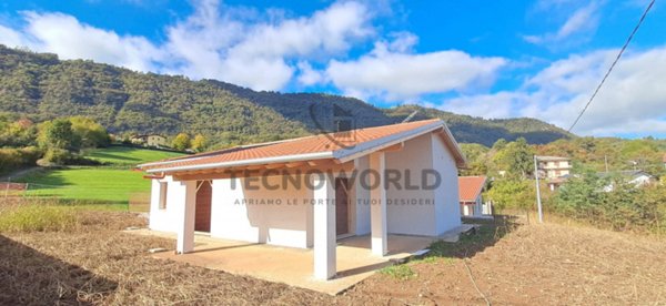 casa indipendente in vendita a Monte di Malo in zona Priabona