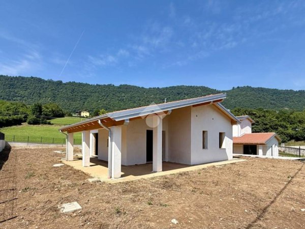 casa indipendente in vendita a Monte di Malo in zona Priabona