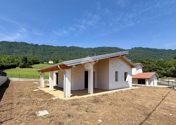 casa indipendente in vendita a Monte di Malo in zona Priabona