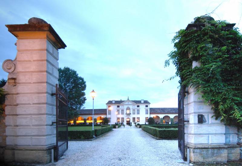 casa indipendente in vendita a Montegalda in zona Colzè