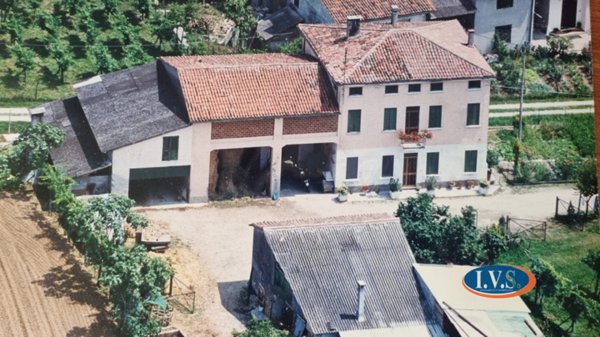 casa indipendente in vendita a Montegalda