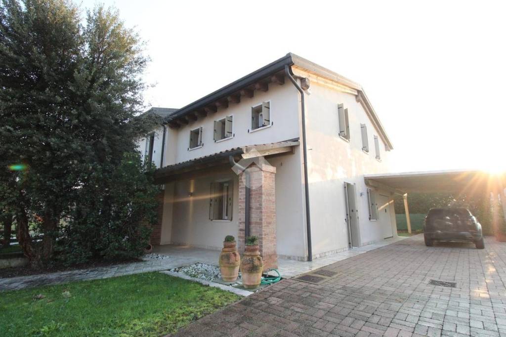 appartamento in vendita a Montegalda