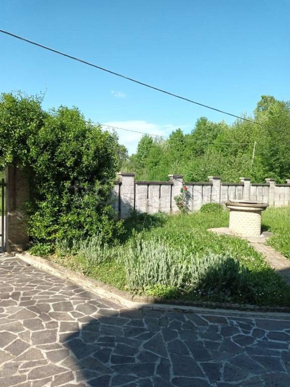 casa indipendente in vendita a Montegalda