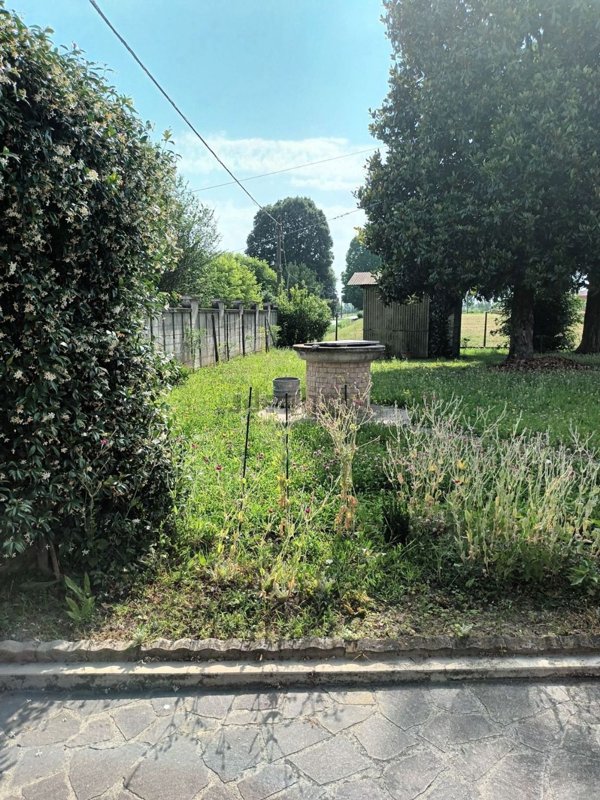 casa indipendente in vendita a Montegalda in zona Colzè