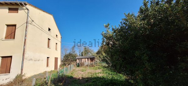 casale in vendita a Montegalda in zona Colzè