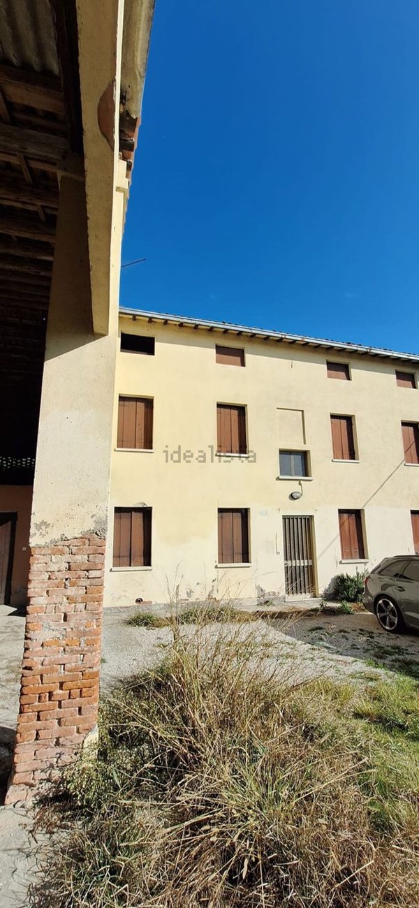 casale in vendita a Montegalda in zona Colzè
