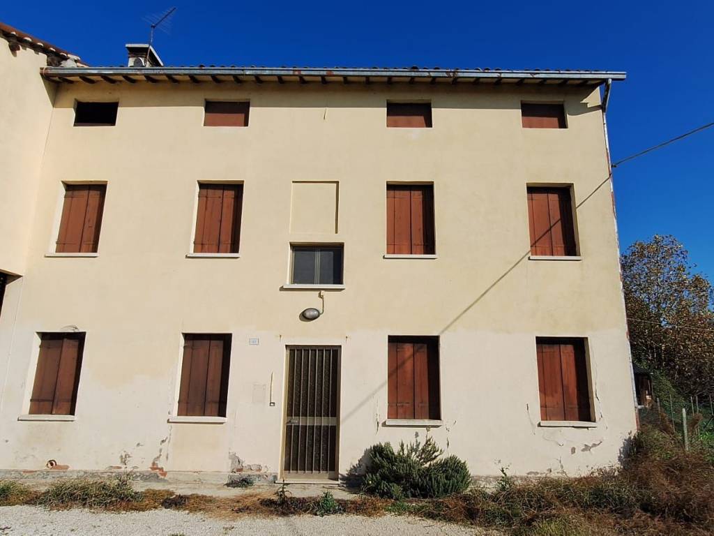 casa indipendente in vendita a Montegalda in zona Colzè