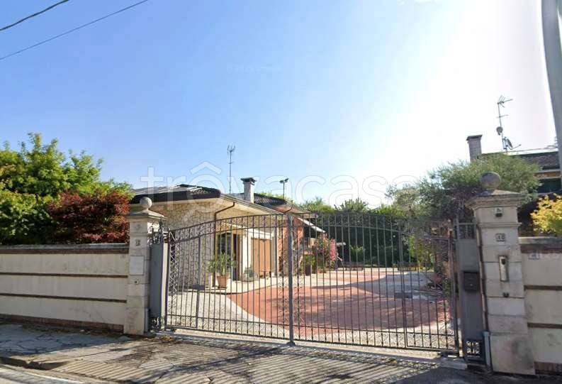 casa indipendente in vendita a Montegaldella