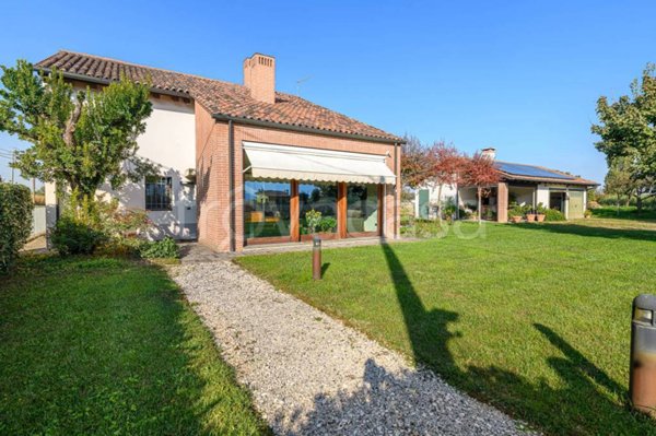 casa indipendente in vendita a Montegaldella