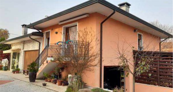 casa indipendente in vendita a Montegaldella