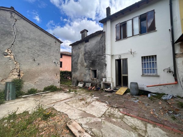 casa indipendente in vendita a Monteviale