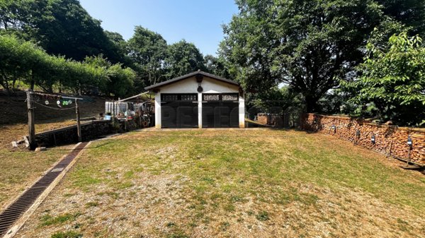 locale di sgombero in vendita a Monteviale in zona Costigiola