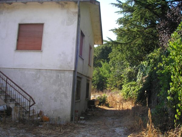 casa indipendente in vendita a Monteviale in zona Costigiola