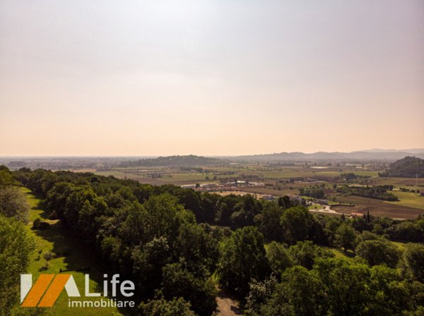 casa indipendente in vendita a Monteviale in zona Costigiola