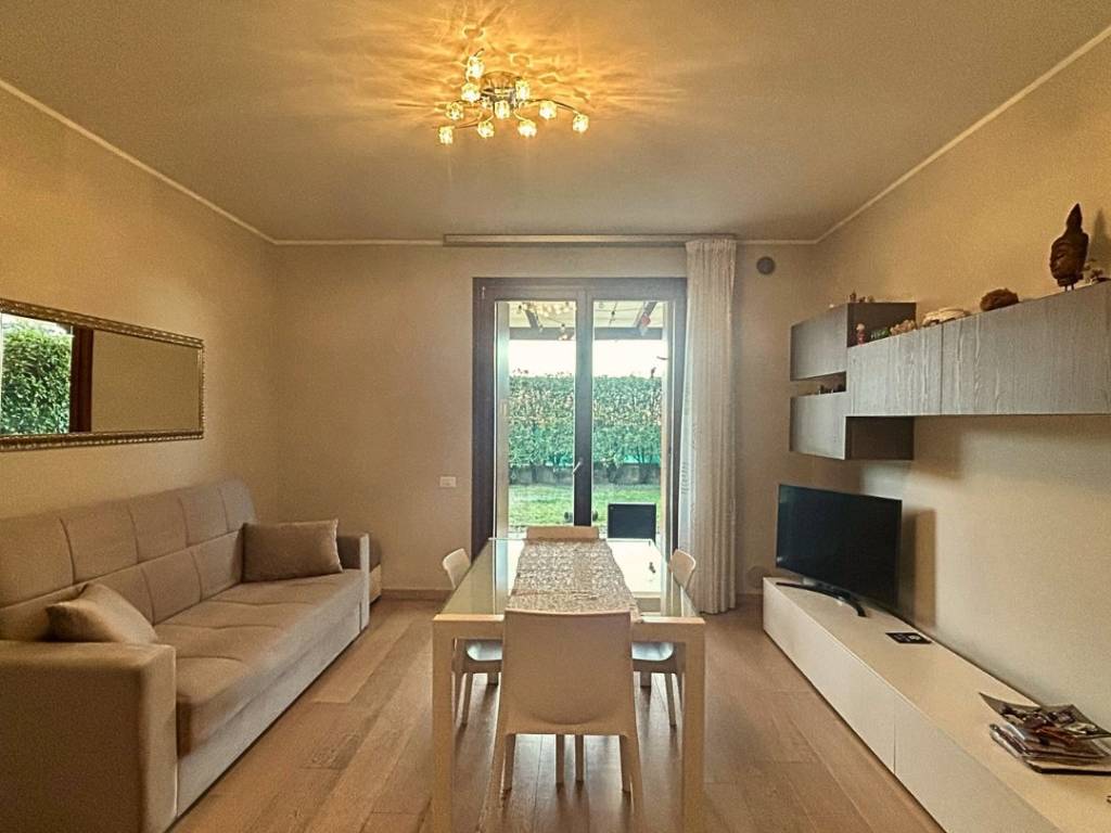 appartamento in vendita a Monteviale in zona Costigiola