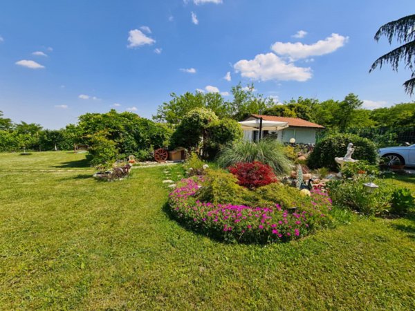 terreno edificabile in vendita a Monteviale