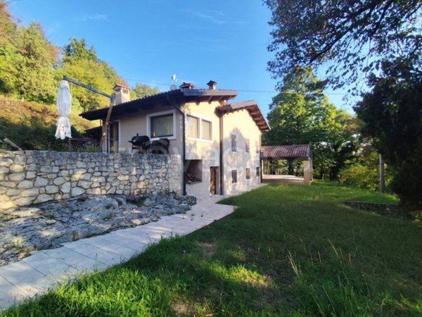 casa indipendente in vendita a Monteviale in zona Costigiola