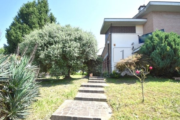 casa indipendente in vendita a Monticello Conte Otto in zona Cavazzale