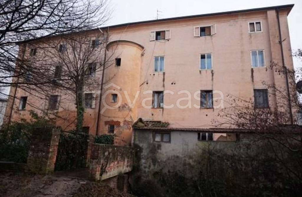 appartamento in vendita a Monticello Conte Otto in zona Cavazzale