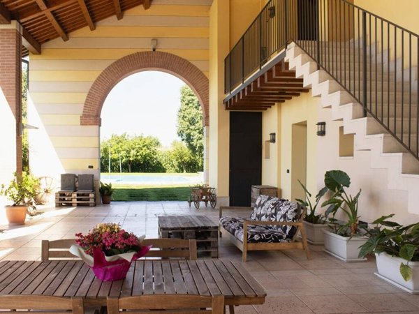 casa indipendente in vendita a Monticello Conte Otto