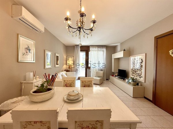 appartamento in vendita a Monticello Conte Otto in zona Cavazzale