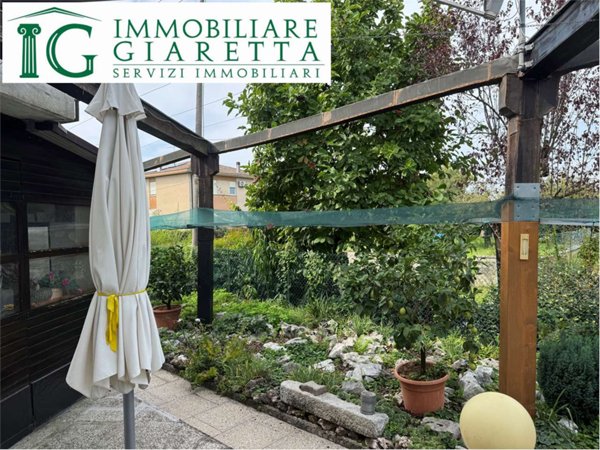 casa indipendente in vendita a Monticello Conte Otto in zona Cavazzale
