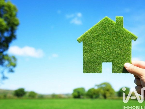 casa indipendente in vendita a Monticello Conte Otto