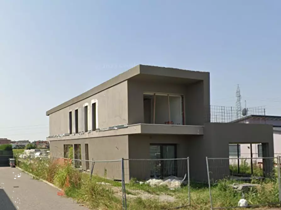 casa indipendente in vendita a Monticello Conte Otto