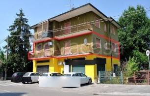 appartamento in vendita a Monticello Conte Otto