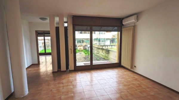 casa indipendente in vendita a Monticello Conte Otto in zona Cavazzale