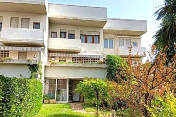 casa indipendente in vendita a Monticello Conte Otto in zona Cavazzale