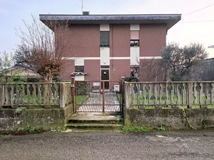 appartamento in vendita a Monticello Conte Otto