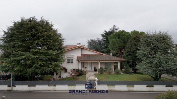 casa indipendente in vendita a Monticello Conte Otto in zona Vigardolo