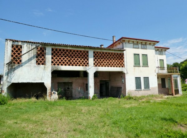 casa indipendente in vendita a Monticello Conte Otto in zona Vigardolo