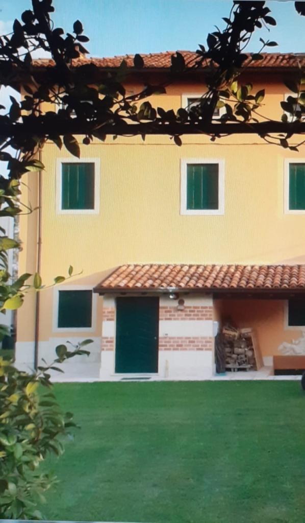 casa indipendente in affitto a Montorso Vicentino