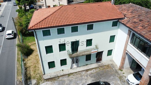 casa indipendente in vendita a Montorso Vicentino