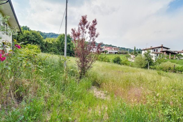 casa indipendente in vendita a Montorso Vicentino