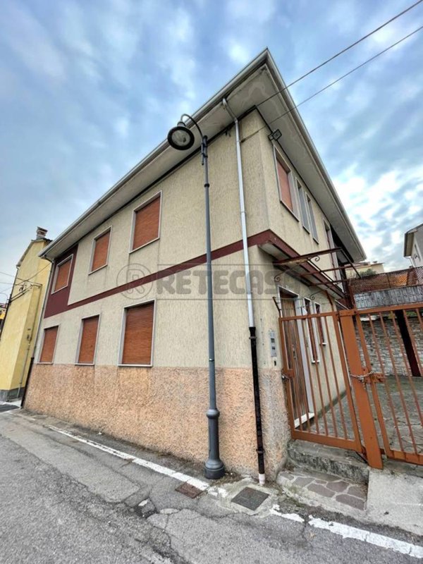 casa indipendente in vendita a Montorso Vicentino