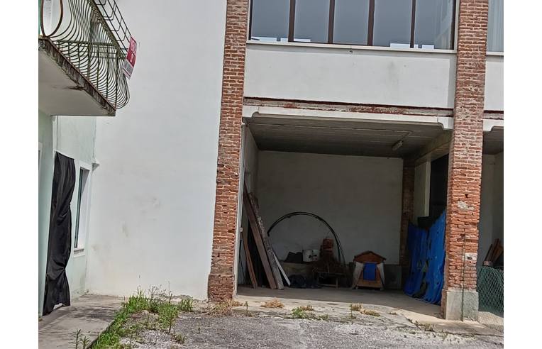 casa indipendente in vendita a Montorso Vicentino