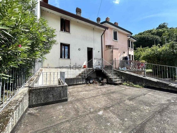 quadrivano in vendita a Montorso Vicentino in zona Ponte Cocco