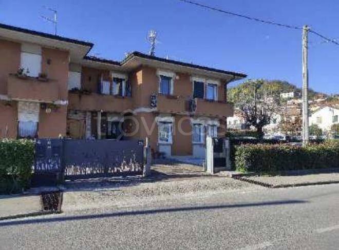 casa indipendente in vendita a Montorso Vicentino