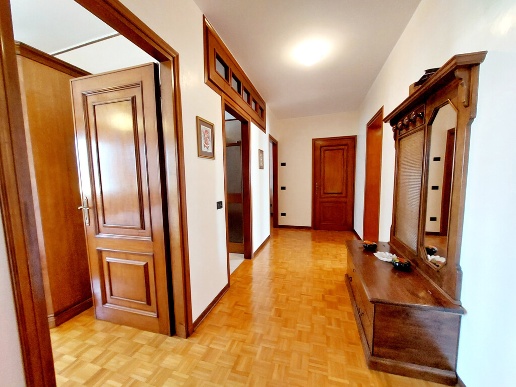 casa indipendente in vendita a Mussolente in zona Casoni