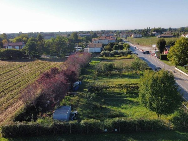 terreno agricolo in vendita a Mussolente in zona Casoni