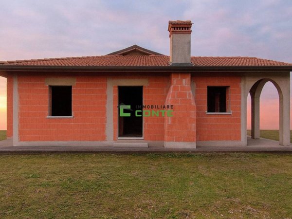 casa indipendente in vendita a Mussolente in zona Casoni