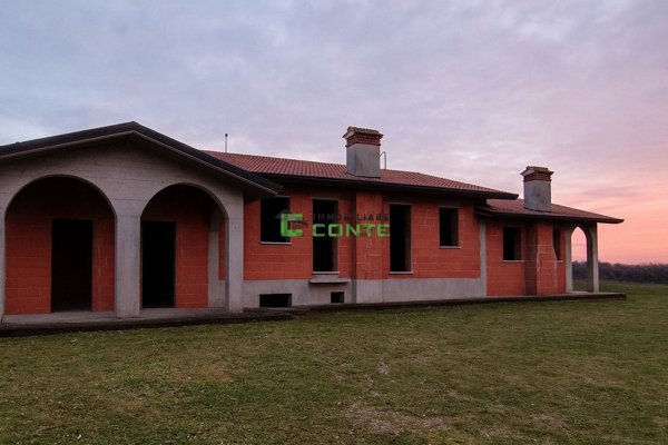 casa indipendente in vendita a Mussolente