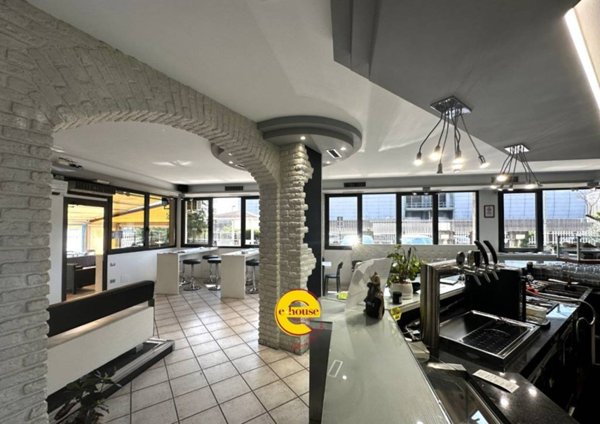 negozio in vendita a Mussolente